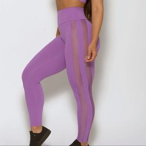 Bombshell sportswear Mohawk Leggings in size small NEW